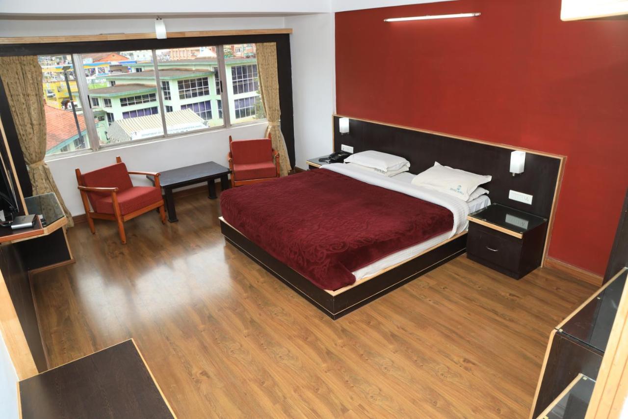 Hotel Durga Utakamand Zewnętrze zdjęcie